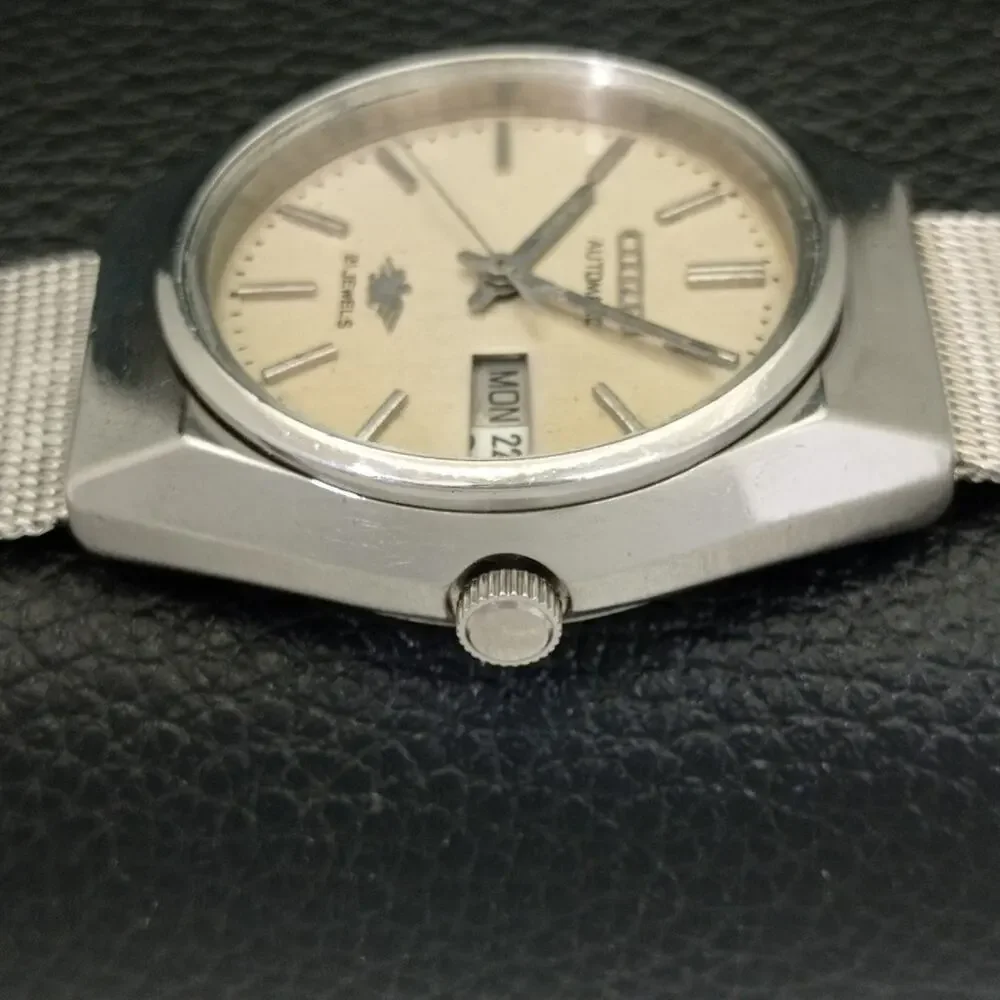 Vintage 1987 Citizen Automatic Mens Silver Watch W/daydate & Patina accents